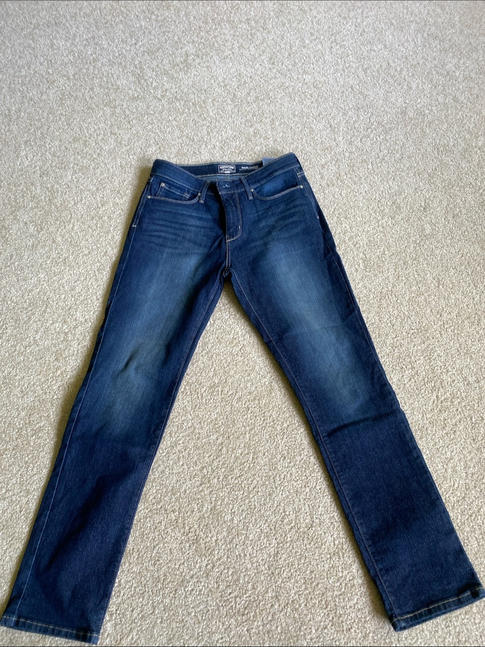 Signature by Levi Strauss Women's Navy Straight-Leg Jeans